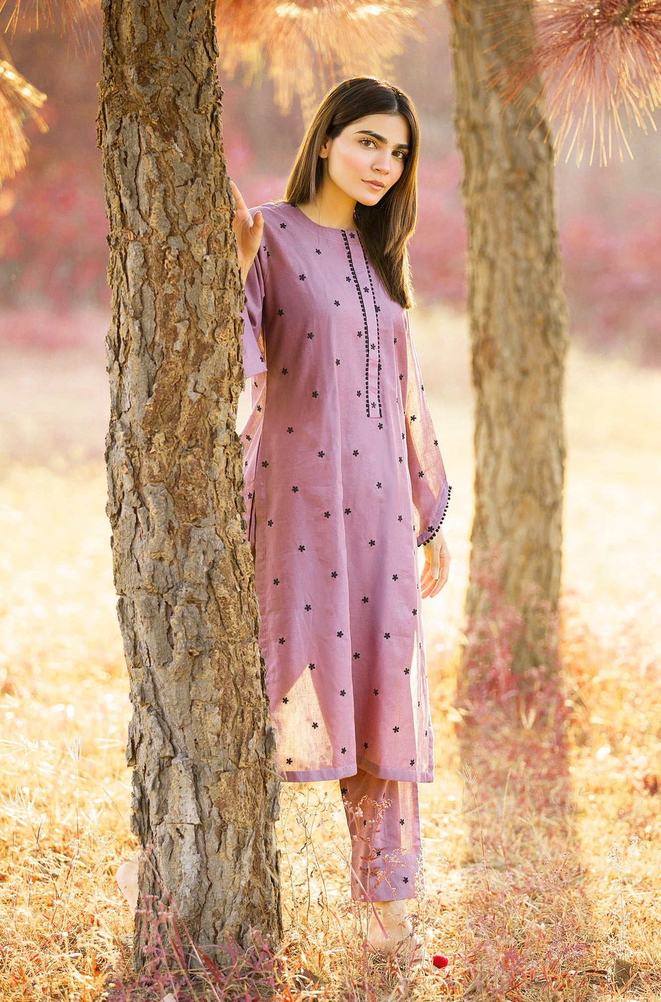 ROSANIA- Sweet Pink Embroidered Lawn 2 Piece Mak Fashion