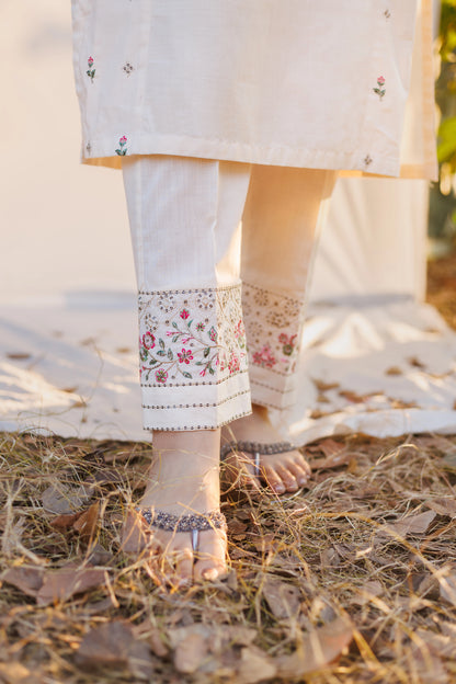 Fiora- Luxury Embroidered 2PC Lawn Dress