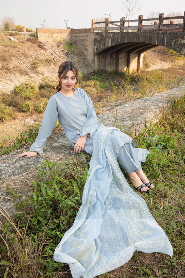 ZIVAY Embroidered 3-PC Lawn Dress