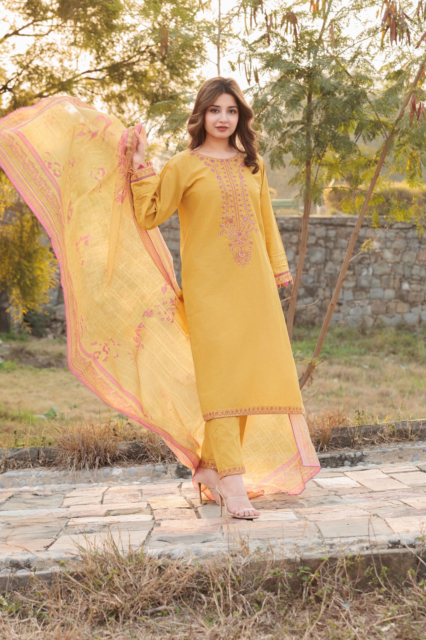 WANYA Embroidered 3-PC Lawn Dress