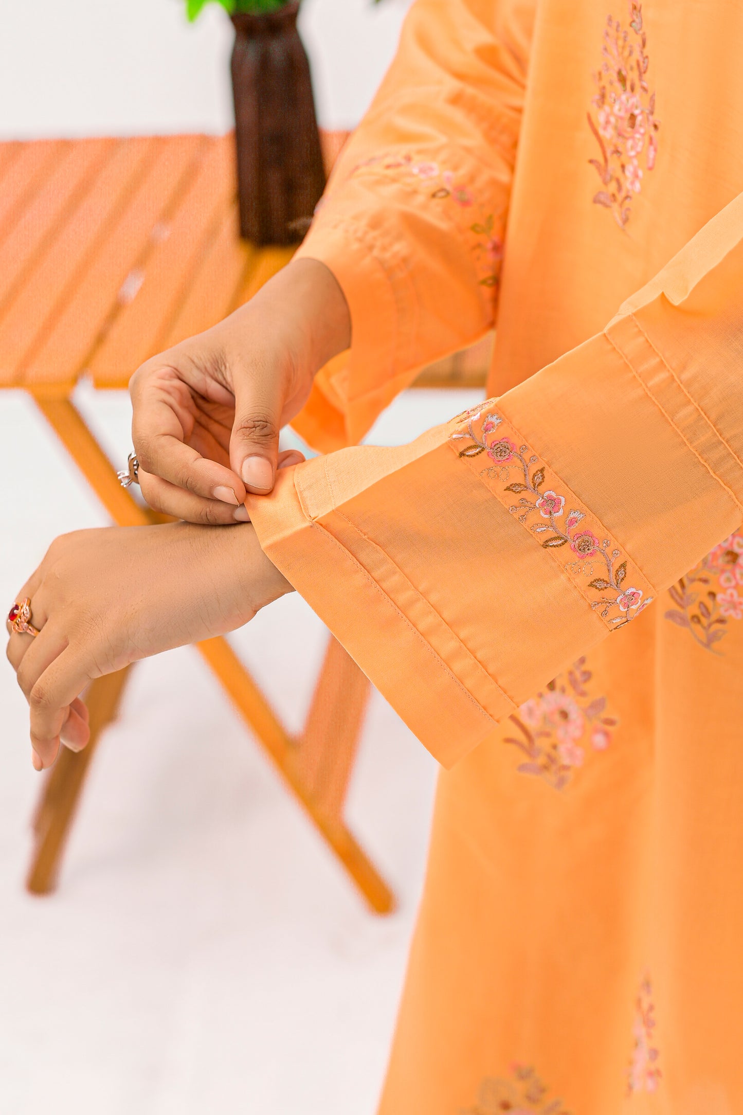 ZOHRA Lawn Embroidered Dress 2 pec