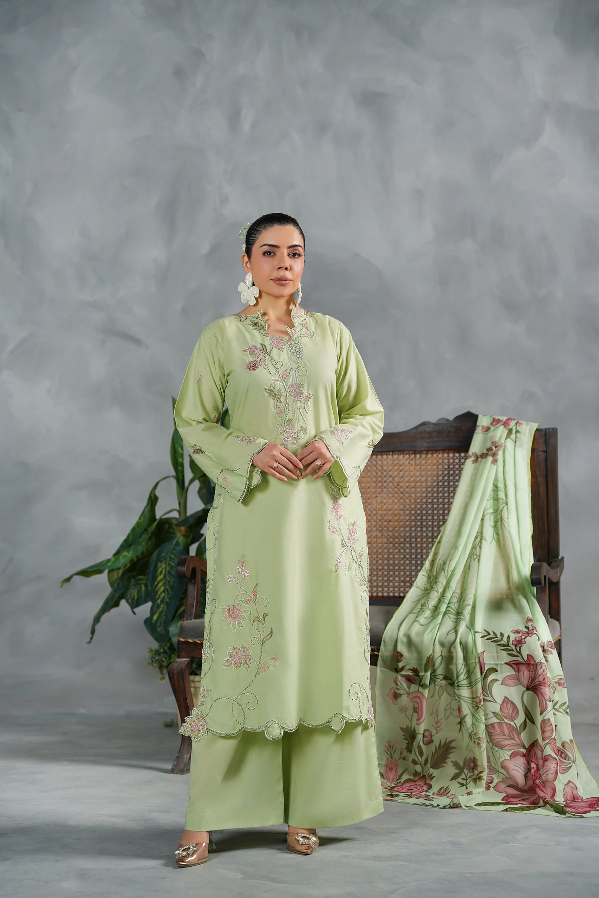 SPRING Embroidered 3-PC Lawn Dress