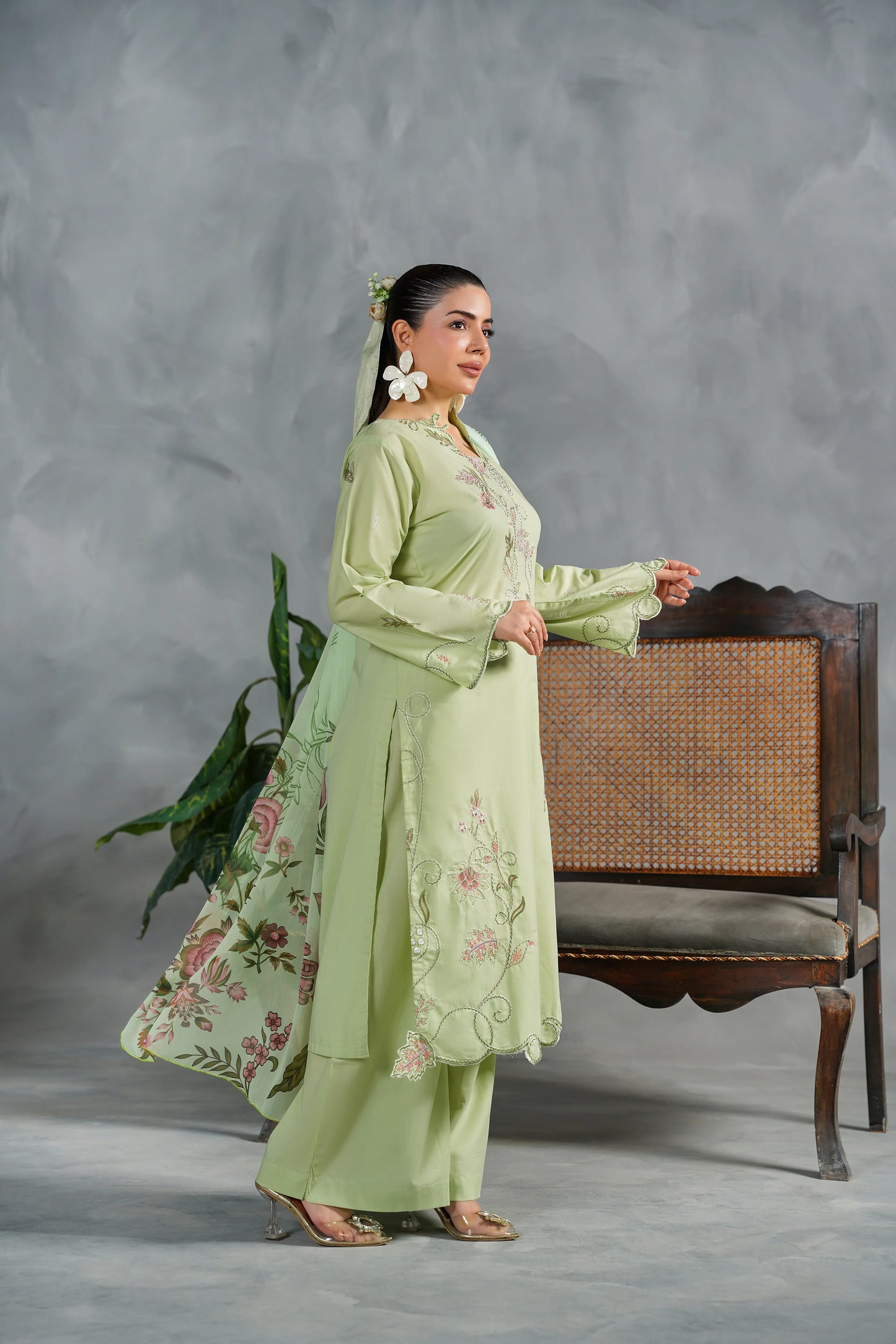 SPRING Embroidered 3-PC Lawn Dress