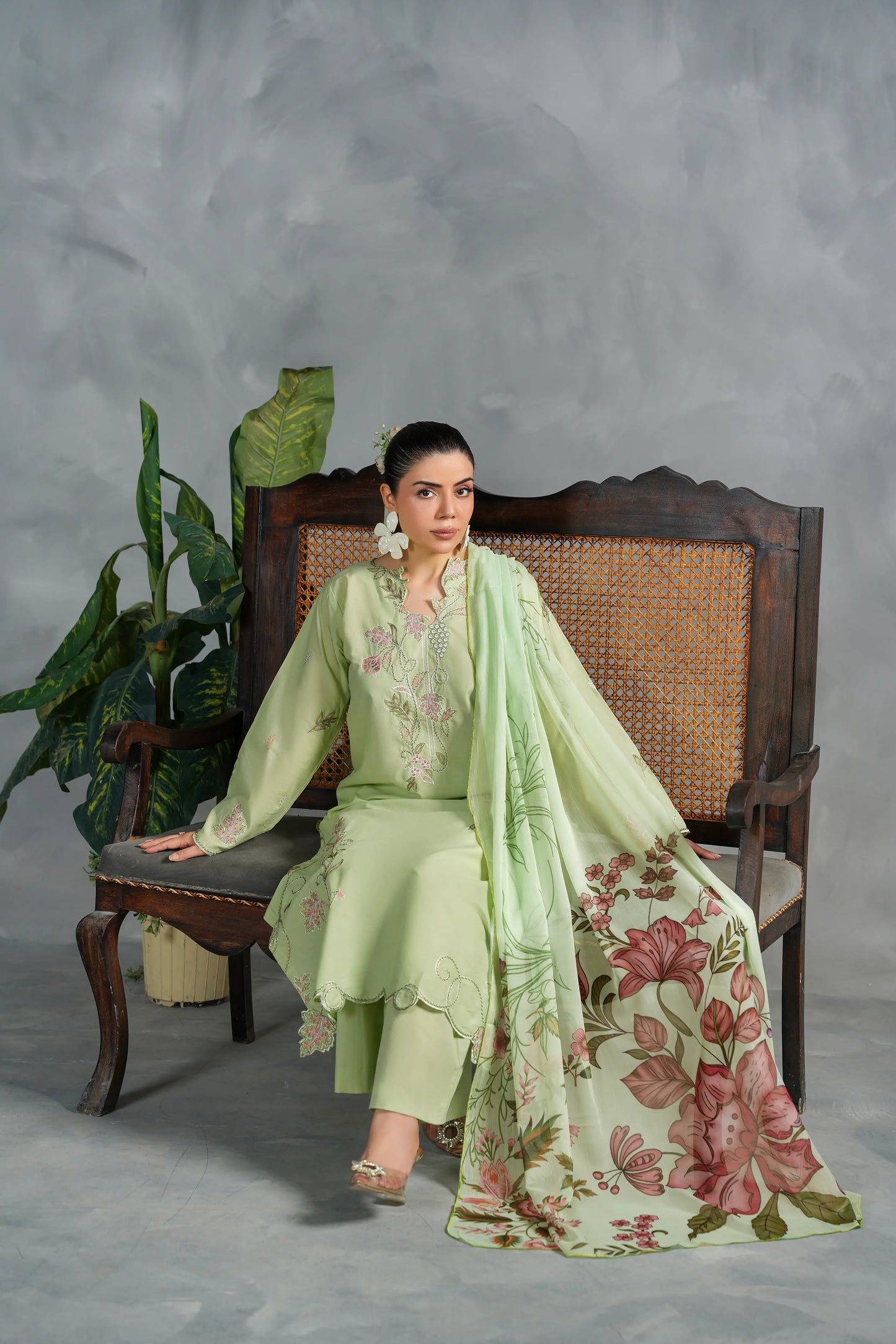 SPRING Embroidered 3-PC Lawn Dress
